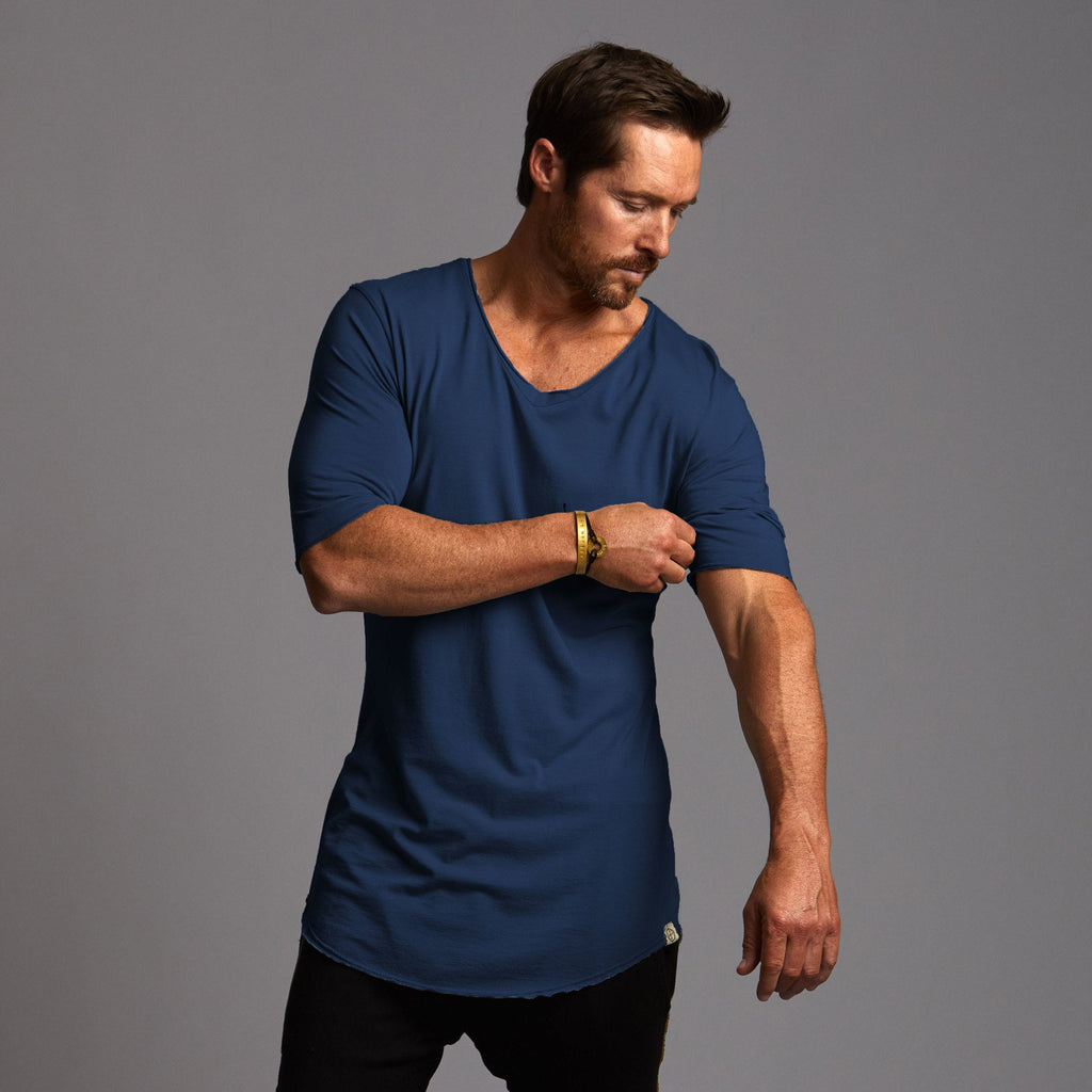 V NECK TREE SHIRT
